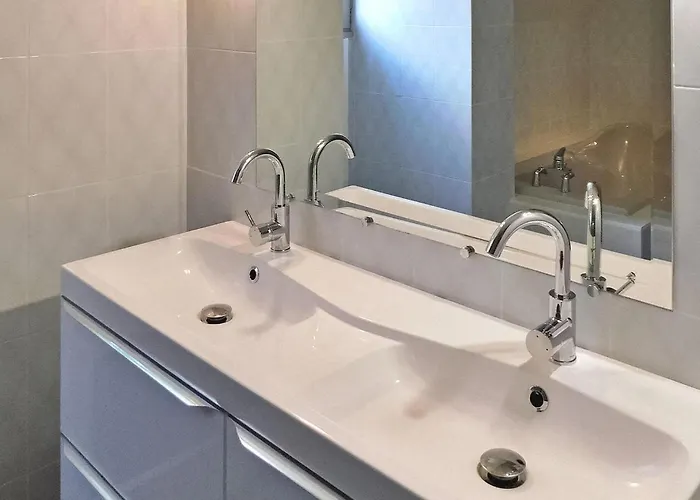 La Contie Сарла-ла-Канеда